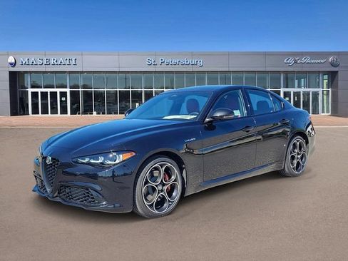 New 2026 Alfa Romeo Giulia w/ Driving Assist Package RWD image 2