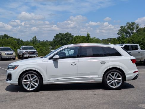 Used 2025 Audi Q7 3.0T Premium Plus w/ Premium Plus Package AWD/4WD image 6