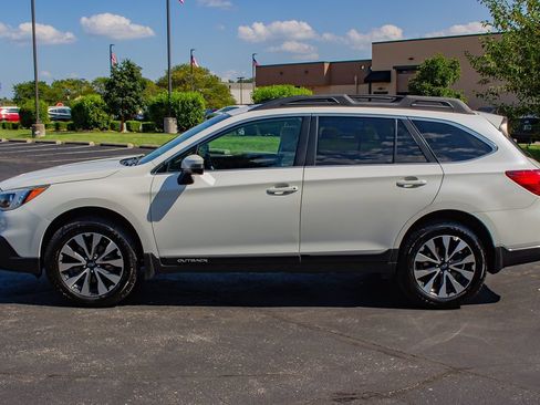 Used 2017 Subaru Outback 2.5i Limited w/ Popular Package #5 AWD/4WD image 5