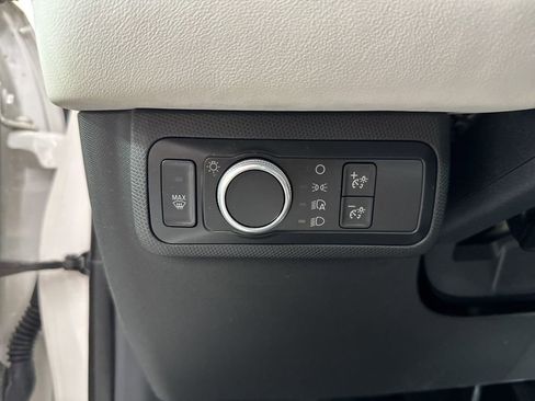 Used 2021 Ford Mustang Mach-E Premium image 36