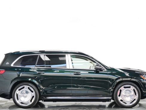 Used 2022 Mercedes-Benz Maybach GLS 600 4MATIC image 2