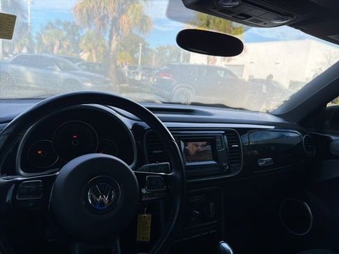 Used 2018 Volkswagen Beetle 2.0T S image 22