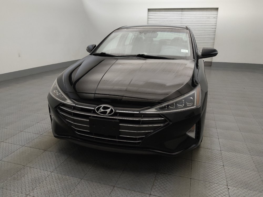 Used 2020 Hyundai Elantra Limited FWD image 15