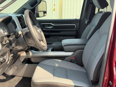 Used 2025 RAM 1500 Big Horn AWD/4WD image 17