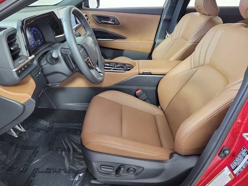 Used 2025 Toyota Crown Signia AWD/4WD image 19
