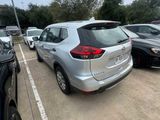 Used 2018 Nissan Rogue S image 3