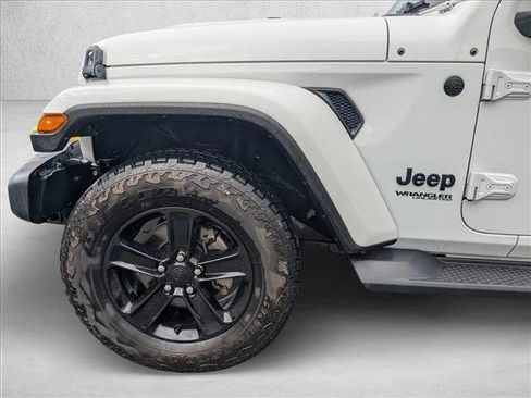 Used 2021 Jeep Wrangler Unlimited Sahara image 8