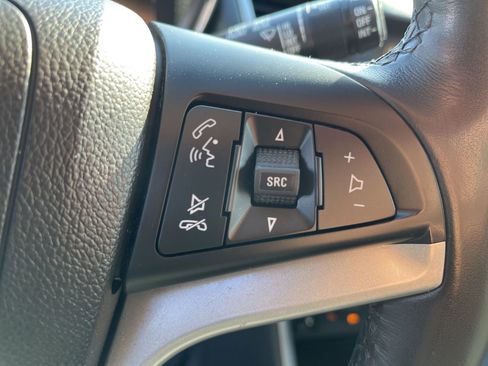 Used 2019 Chevrolet Trax LT w/ LT Convenience Package image 29