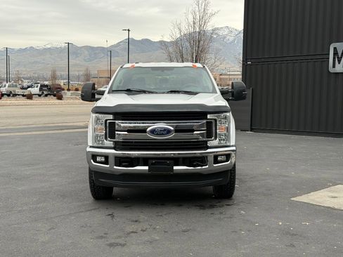 Used 2017 Ford F350 XLT w/ XLT Value Package image 2