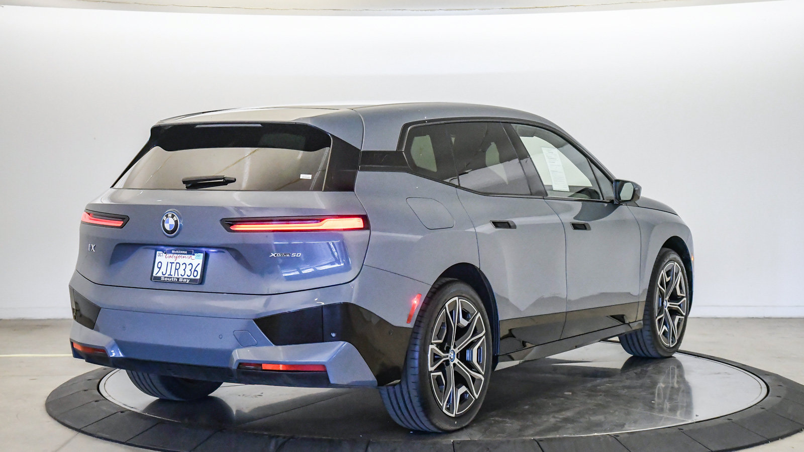 Certified 2024 BMW iX xDrive50 w/ Sport Package AWD/4WD image 5