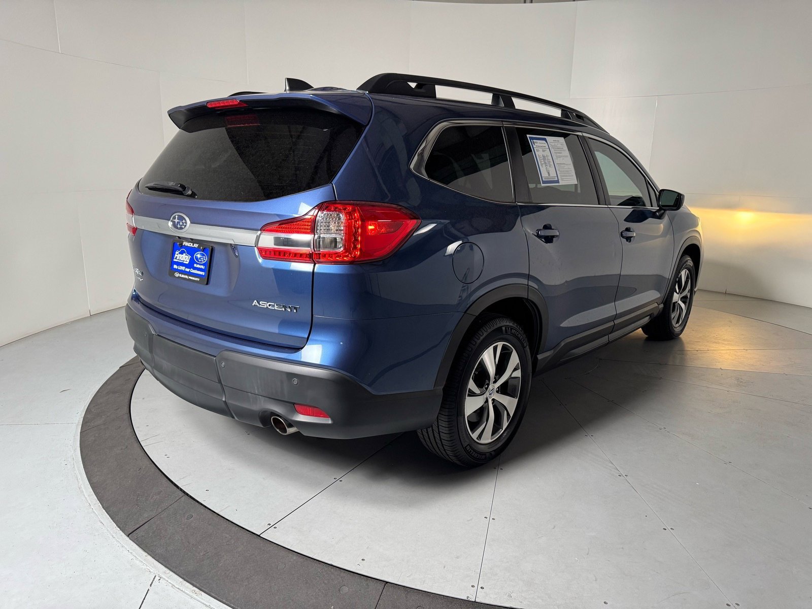 Used 2019 Subaru Ascent Premium AWD/4WD image 5