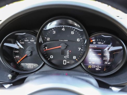 Used 2019 Porsche 718 Boxster image 31