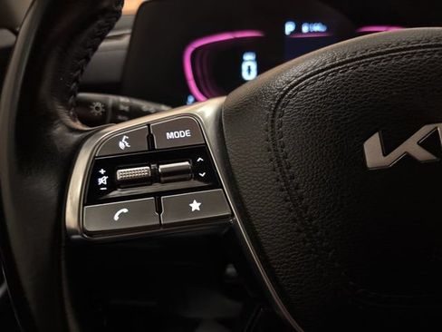 Certified 2024 Kia Telluride S FWD image 17