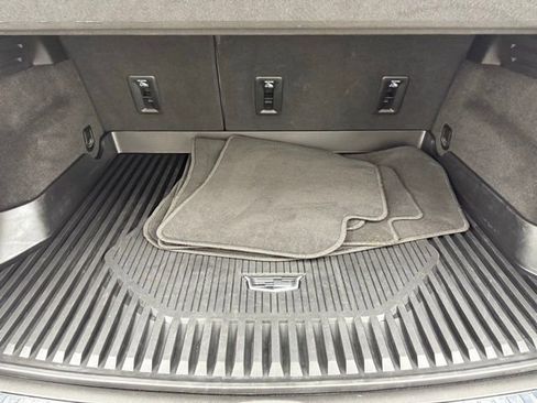 Used 2024 Cadillac XT4 Sport image 13