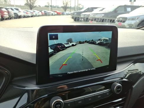 Used 2025 Ford Escape ST-Line image 24