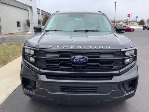 New 2026 Ford Expedition Max Active AWD/4WD image 3