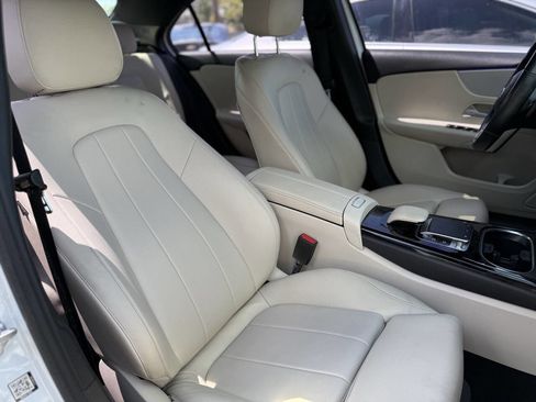 Used 2020 Mercedes-Benz A 220 w/ Premium Package image 25