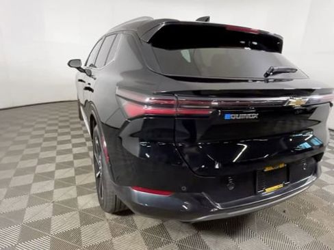 Used 2024 Chevrolet Equinox EV LT FWD image 6