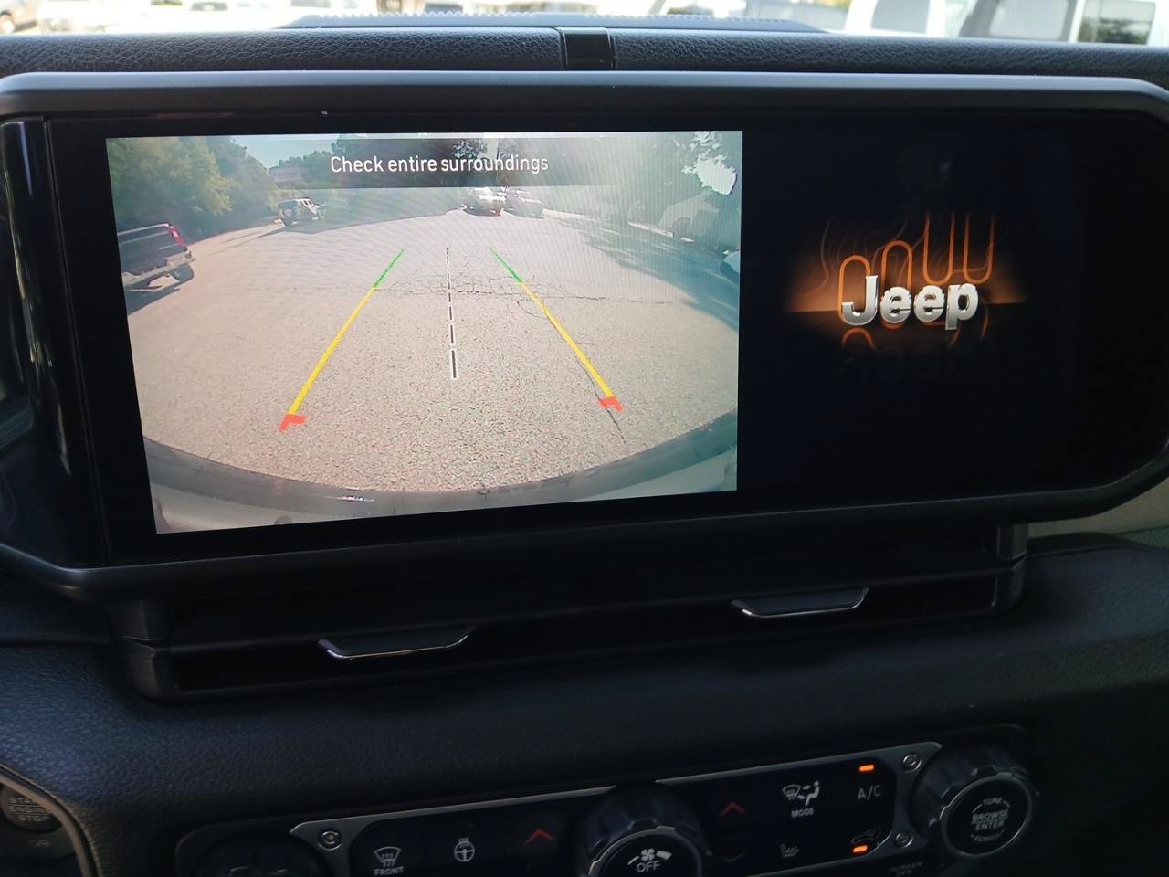 Used 2024 Jeep Wrangler Unlimited Sport AWD/4WD image 22