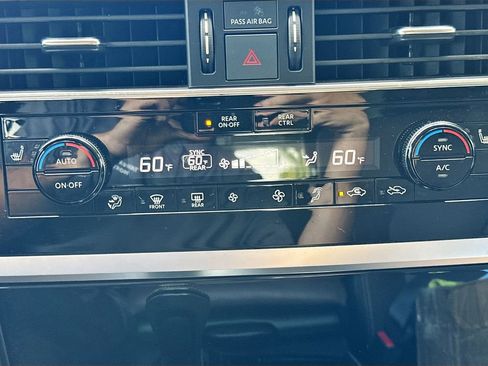 Used 2023 INFINITI QX80 Premium Select w/ Cargo Package RWD image 17