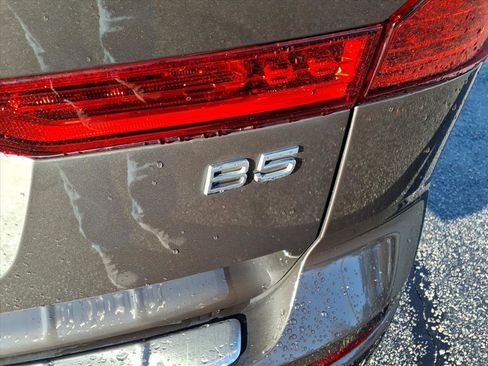 Certified 2023 Volvo XC60 B5 Plus w/ Protection Package Premier image 6