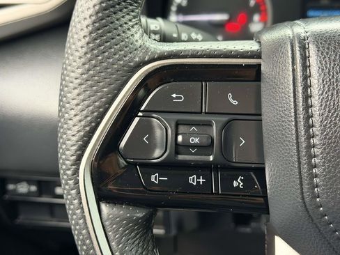 Used 2023 Toyota Tundra Limited image 9