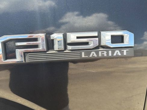 Used 2015 Ford F150 Lariat AWD/4WD image 11
