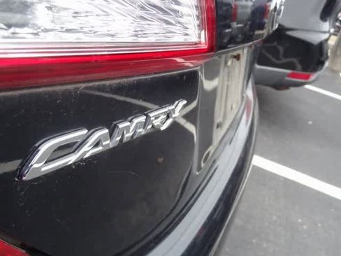 Used 2012 Toyota Camry LE image 8