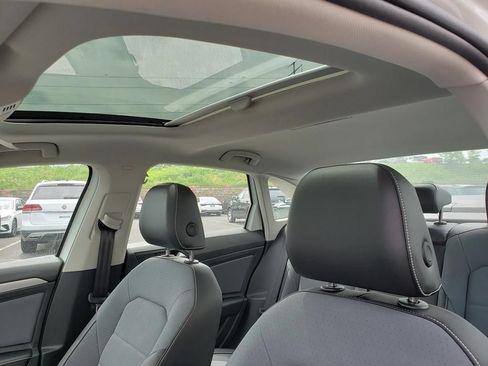 New 2026 Volkswagen Jetta SE FWD image 7