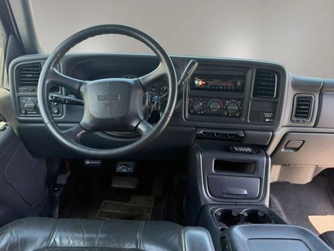Used 2002 GMC Sierra 2500 2WD Extended Cab HD w/ SLT Marketing Option Pkg image 19