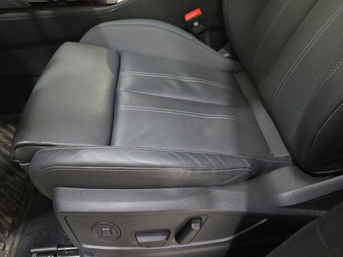 Used 2025 Audi Q5 Prestige AWD/4WD image 30