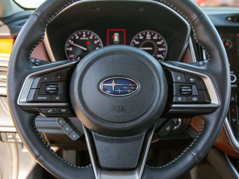 Used 2022 Subaru Outback Touring XT w/ Popular Package #2 image 17