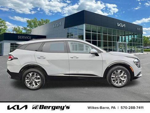 Certified 2023 Kia Sportage SX AWD/4WD image 5