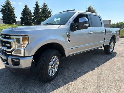 Used 2021 Ford F250 Platinum AWD/4WD image 4