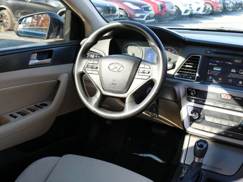 Used 2017 Hyundai Sonata Sport image 22