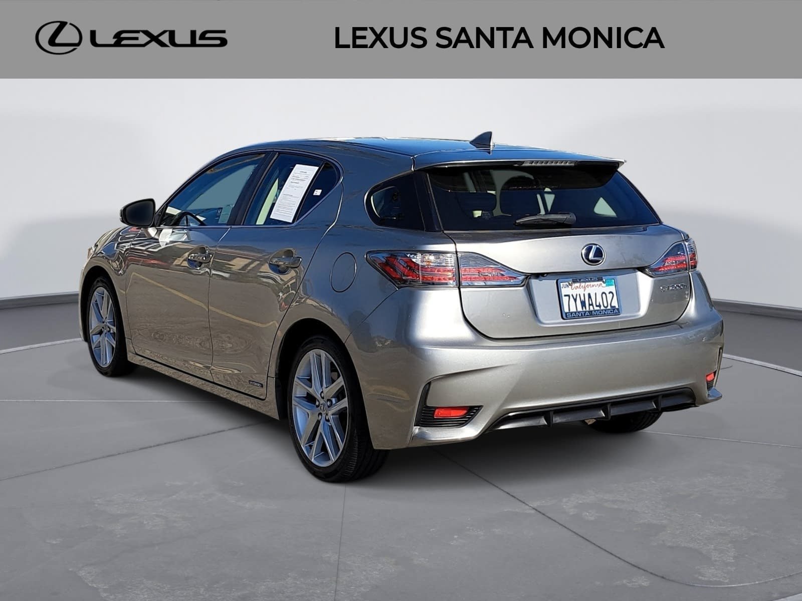 Used 2017 Lexus CT 200h w/ Navigation System Package FWD image 7