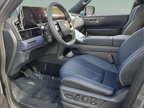 New 2026 INFINITI QX80 4WD w/ Sport Exterior Package image 12