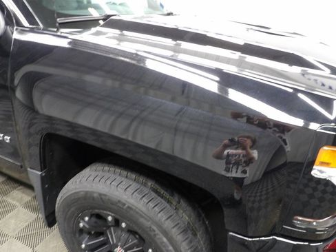 Used 2018 Chevrolet Silverado 1500 LT w/ All Star Edition AWD/4WD image 30