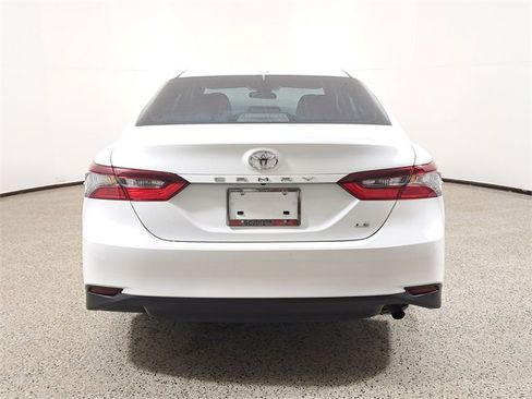Used 2022 Toyota Camry LE image 6