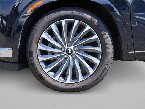 Used 2024 Hyundai Palisade Calligraphy AWD/4WD image 9