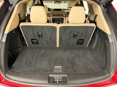 Used 2023 Acura MDX SH-AWD image 37
