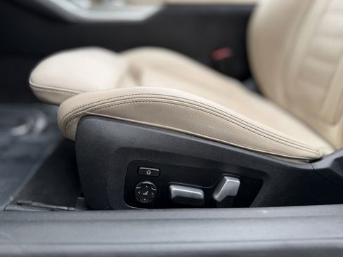 Used 2023 BMW 430i xDrive Convertible w/ M Sport Package image 27