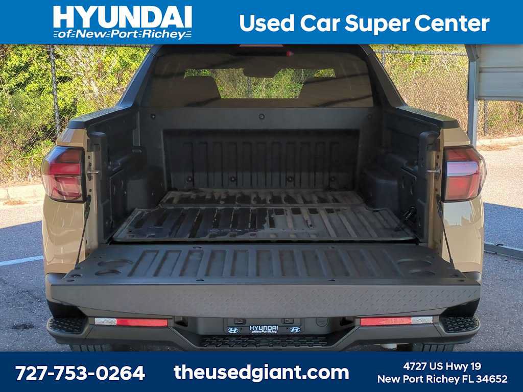 Used 2024 Hyundai Santa Cruz SEL FWD image 12