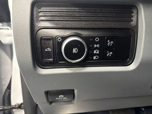 Certified 2025 Ford F350 XLT AWD/4WD image 33