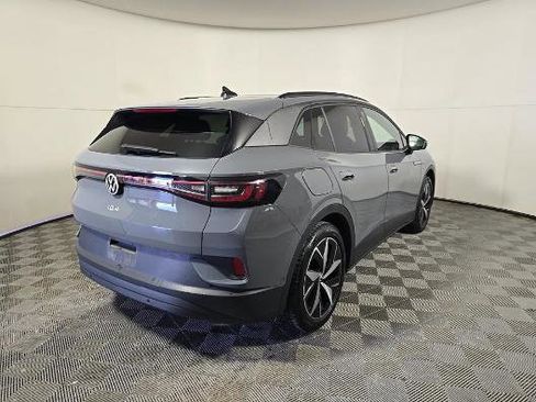 Used 2023 Volkswagen ID.4 S image 4