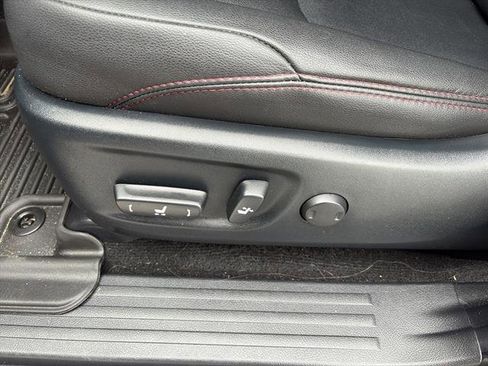 Used 2024 Toyota 4Runner TRD Off-Road Premium image 46