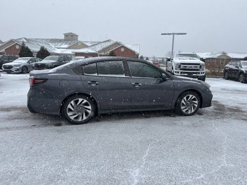 Used 2023 Subaru Legacy Limited image 11