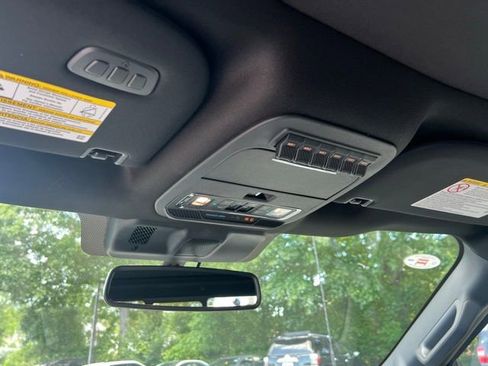 New 2025 Ford F250 Platinum image 27