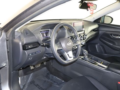 Used 2024 Nissan Sentra SV image 35