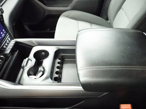 Used 2024 RAM 1500 Big Horn AWD/4WD image 42